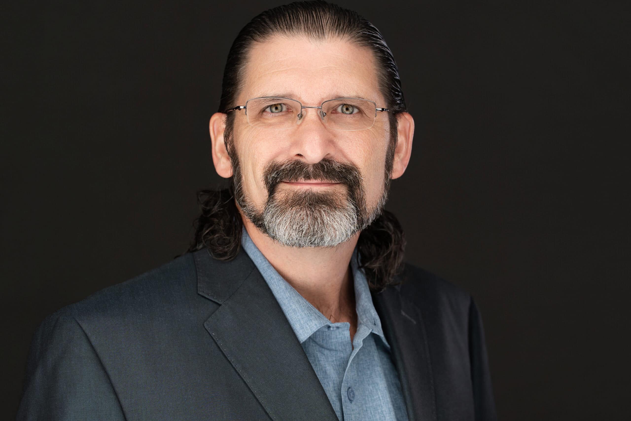 Tampa Headshot Prep Guide for Veterans Day headshots