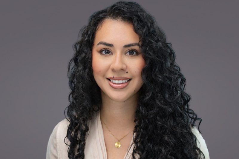Updated headshot in Tampa for business professionals by Headshots by James Connell