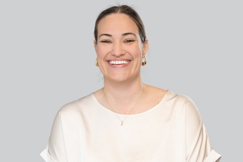An example of a St. Pete corporate headshot taken by Headshots by James Connell.