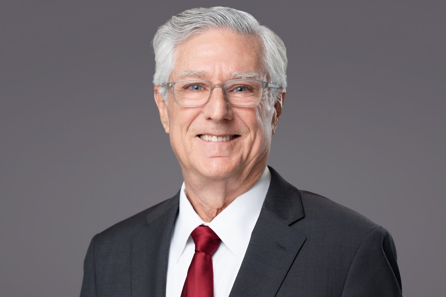 Embrace your age in Tampa professional headshots that highlight authenticity and wisdom